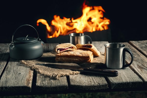 Late snack for two at night outdoor kamping