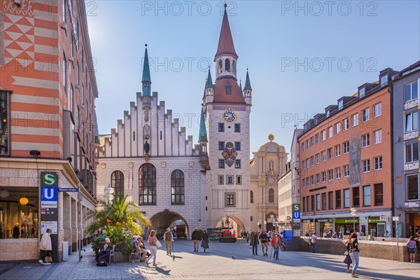 Marienplatz with the Old Town Hall