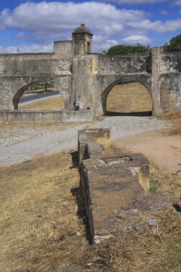 16th century Amoreira aqueduct