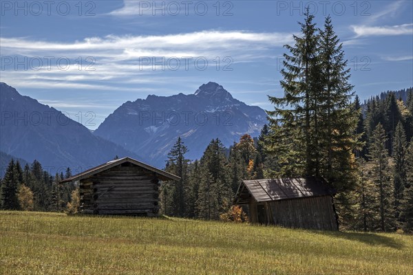 Autumn landscape below Engenkopf