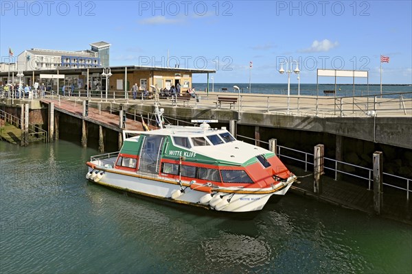 Witte Kliff dune ferry at the landing stage