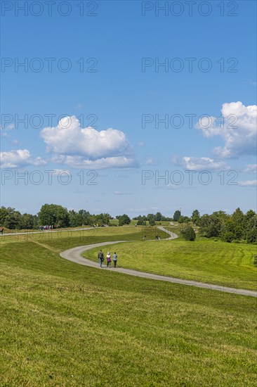 TRack leading through the Unesco site Kizhi island