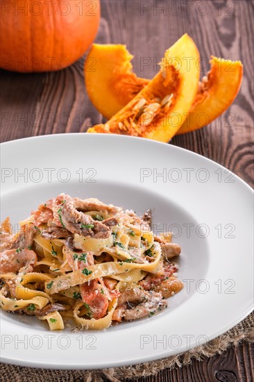 Pasta with chicken