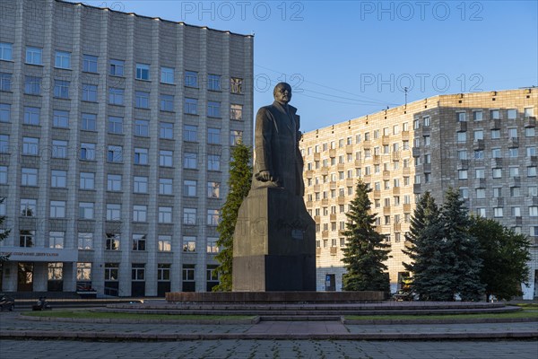 Lenin statue in Arkhangelsk