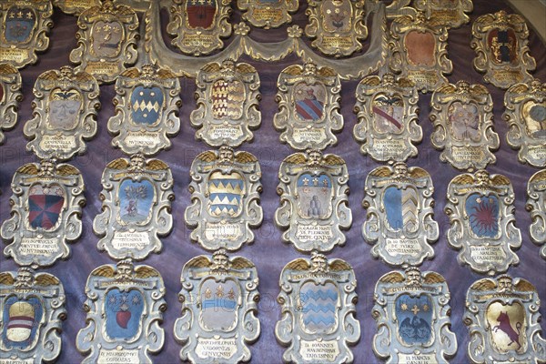 Coat of arms in the Biblioteca Comunale dell'Archiginnasio