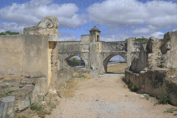 16th century Amoreira aqueduct