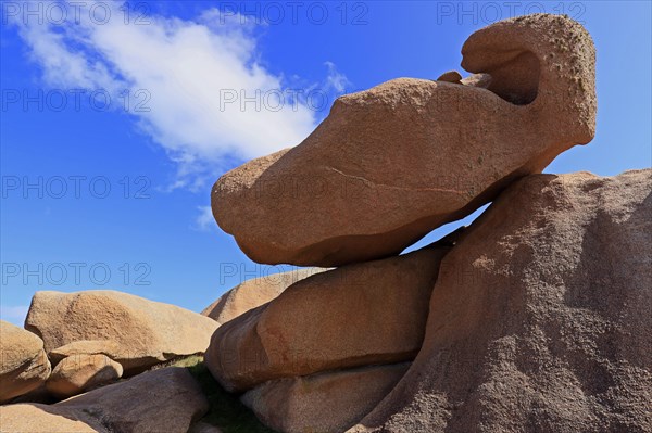 Rocks at the Phare