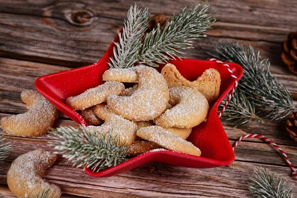 Homemade crescent christmas cookies called 'Vanillekipferl'