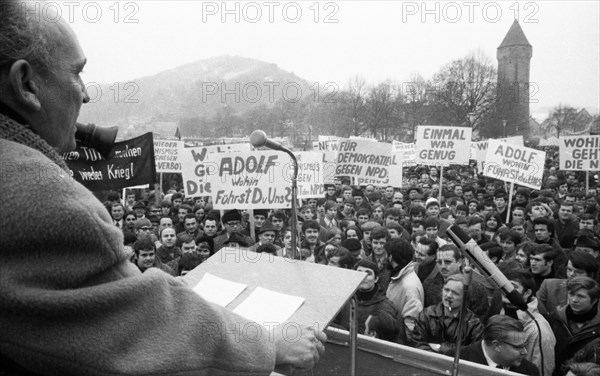 The 4th party congress of the radical right-wing NPD on 13 February 1970 in Wertheim in Baden-Wuerttemberg was accompanied by massive protests by democratic associations and parties