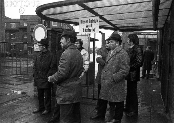 The collective bargaining dispute in the metal industry ended on 23 November 1971