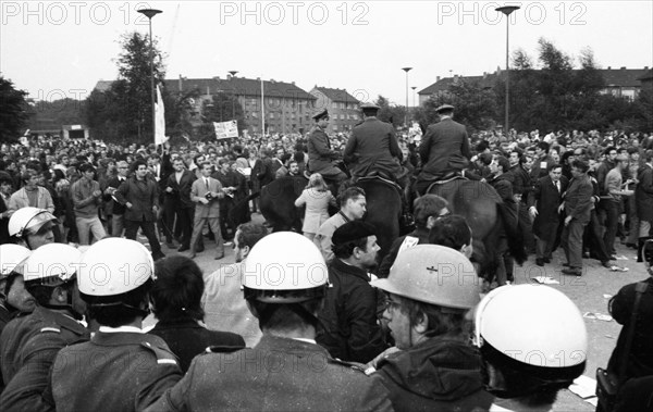 During the 1969 federal election campaign