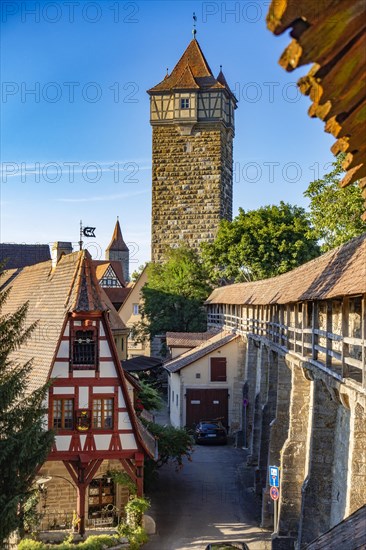 Historic town wall with Roedertor