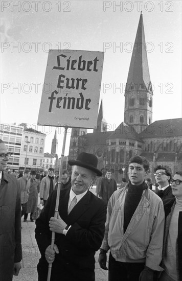 Those who support the Vietnam War betray the gospel of love. Pastors protest. With these slogans and sometimes wearing their robes