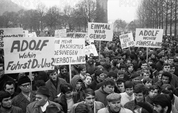 The 4th party congress of the radical right-wing NPD on 13 February 1970 in Wertheim in Baden-Wuerttemberg was accompanied by massive protests by democratic associations and parties