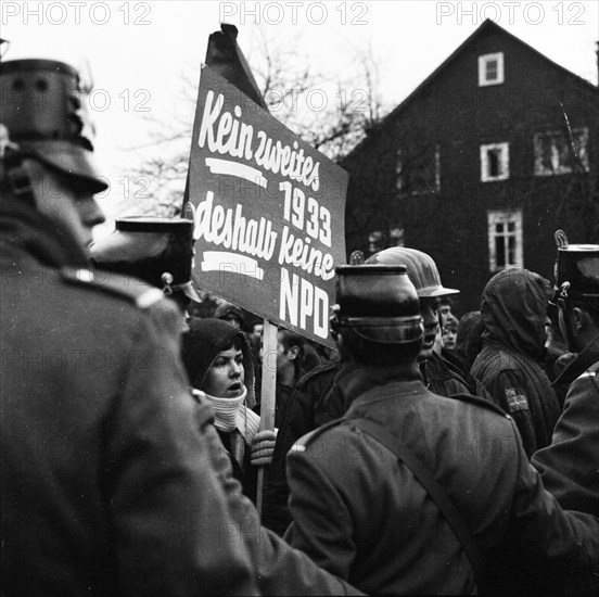 Several hundred demonstrators