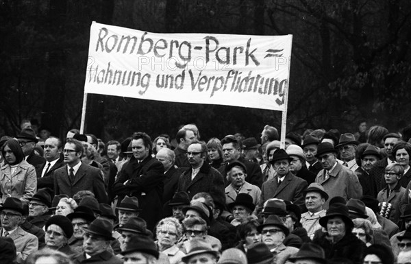 The honouring of the dead by the Nazi regime on Good Friday 1945