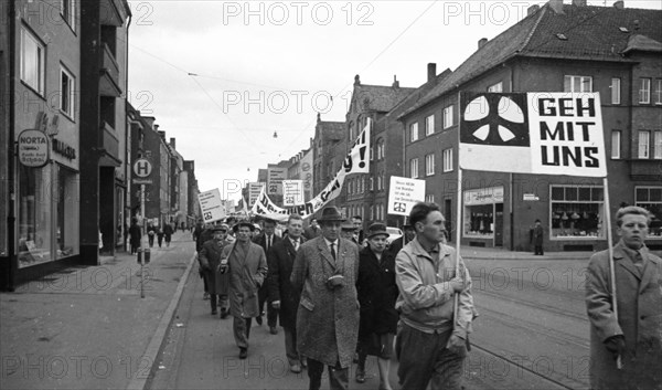 The 1964 Easter March led by the Campaign for Disarmament