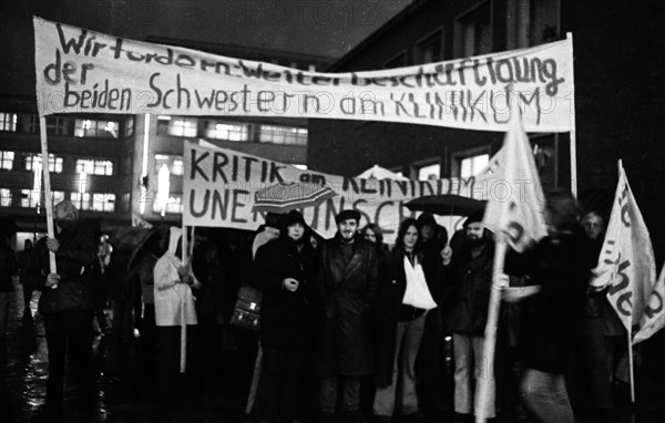 The dismissal of two nurses was protested by parts of the staff at Essen Hospital on 19 October 1973