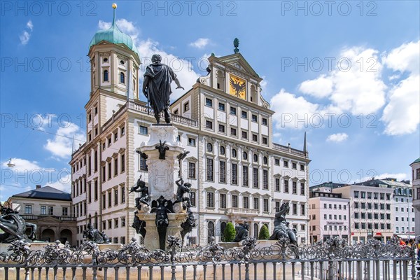 Augustus Fountain on the Town Hall Square