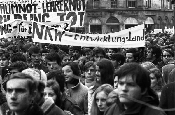 Students in the Ruhr area in the years 1965 to 1971 demonstrated in the Ruhr cities of Dortmund