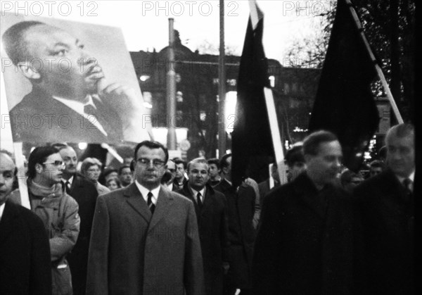 Students and professors of the University of Bonn reacted with mourning and protest to the assassination of Martin Luther King in the USA on 5 April 1968 in Bonn