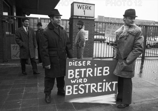 The collective bargaining dispute in the metal industry ended on 23 November 1971