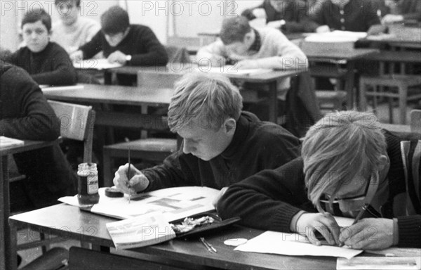Theory and practice in 1965 at a vocational school in Bochum
