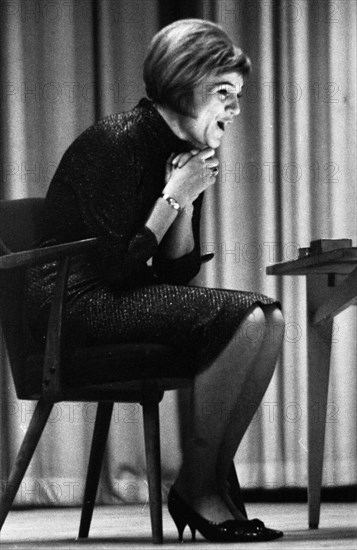 The GDR interpreter Gisela May
