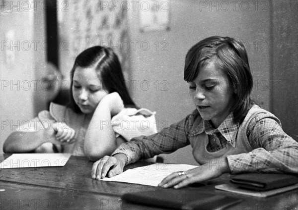 Gastarbeiter children in the secondary school