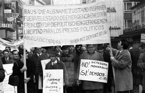 Spanish guest workers and German students demonstrated in Bonn in 1970 against the oppression of the Franco dictatorship