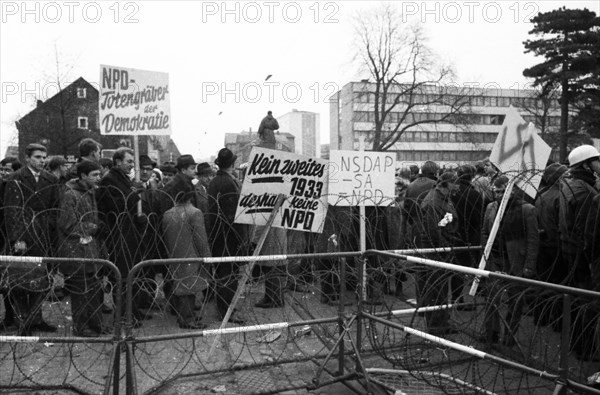 Several hundred demonstrators