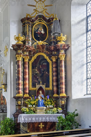 Side altar