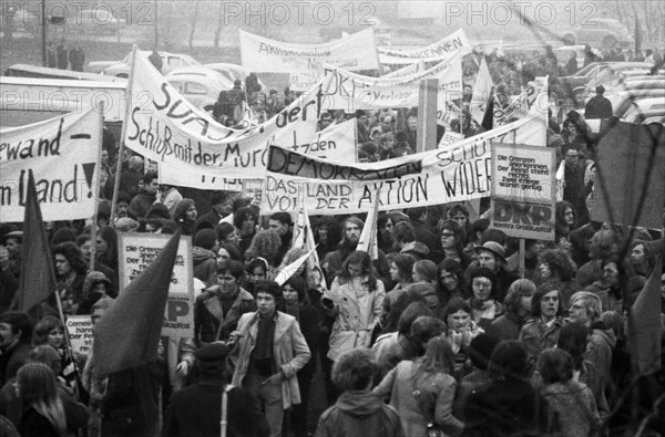 The NPD's right-wing radical action Resistance was a nationwide response to Willy Brandt's 1970 policy of understanding with the East