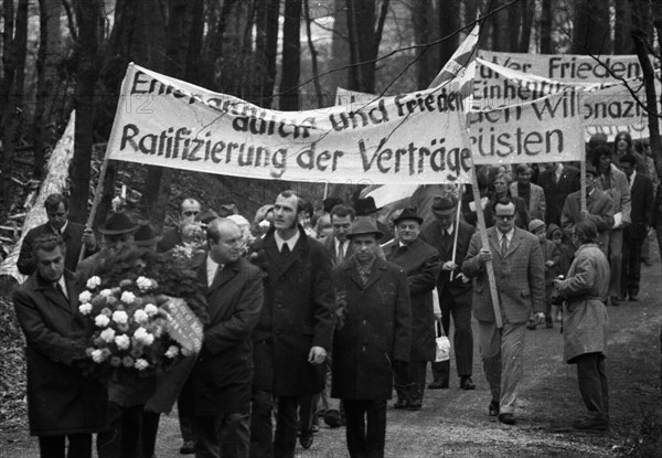 The honouring of the dead by the Nazi regime on Good Friday 1945