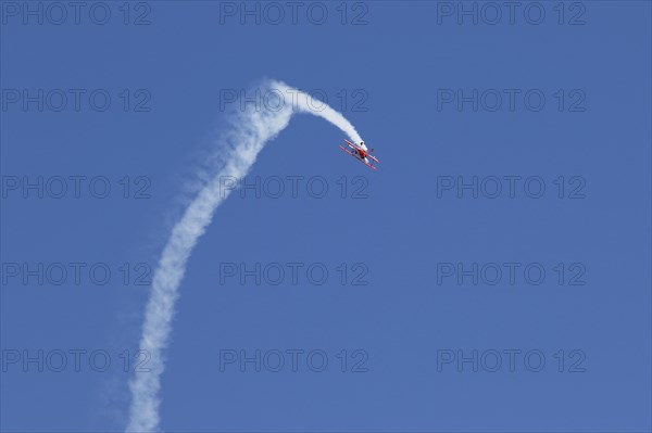 Biplane demonstration flight