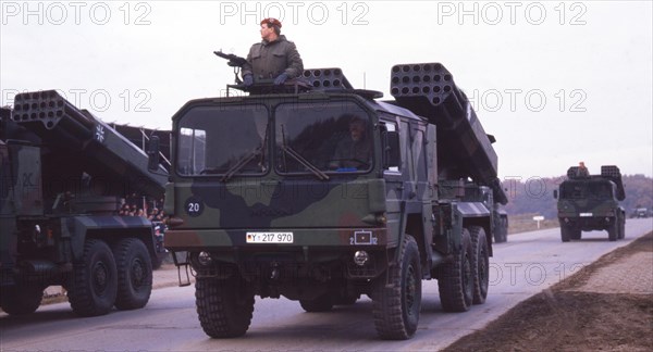 Bergen. Field parade of the Bundeswehr on the 30th anniversary of the founding of the Bundeswehr on 13. 11. 1985