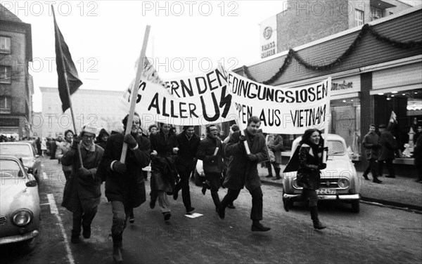 Students in the Ruhr area in the years 1965 to 1971 demonstrated in the Ruhr cities of Dortmund