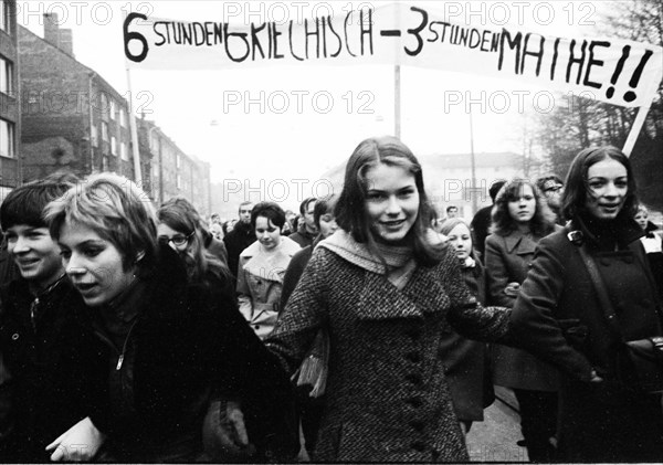 Students in the Ruhr area in the years 1965 to 1971 demonstrated in the Ruhr cities of Dortmund