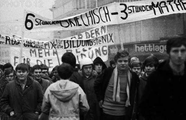 Students in the Ruhr area in the years 1965 to 1971 demonstrated in the Ruhr cities of Dortmund