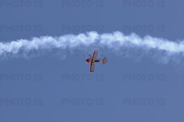 Biplane demonstration flight