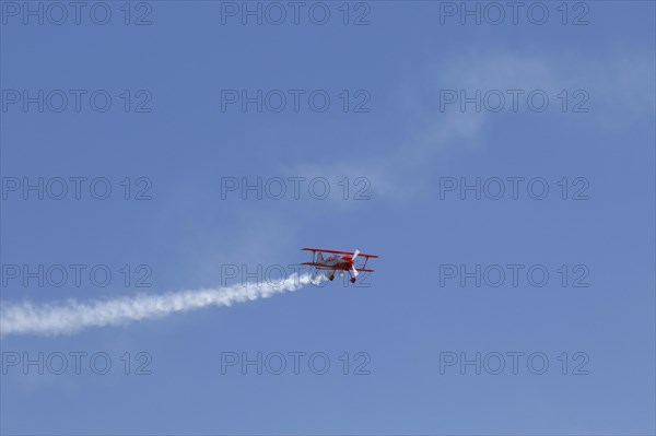 Biplane demonstration flight