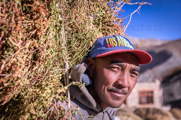 A farmer from Photoksar