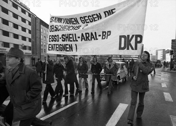 A demonstration with a DKP motorcade on 24 November 1973 in Essen against the driving bans on carless Sundays caused a sensation