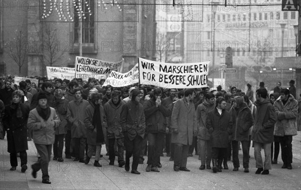 Students in the Ruhr area in the years 1965 to 1971 demonstrated in the Ruhr cities of Dortmund