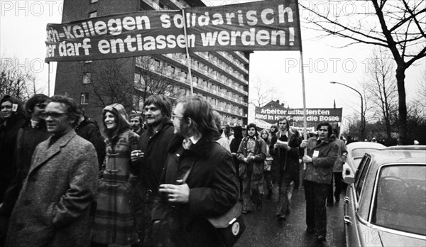 The dismissal of workers at the Mannesmann factory after a spontaneous strike not led by the union provoked protests by Mannesmann workers in Duisburg and other locations on 7 November 1973 and solidarity from workers at other factories