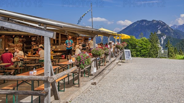 Sun terrace of the Kolbensattelhuette with Laber 1686m