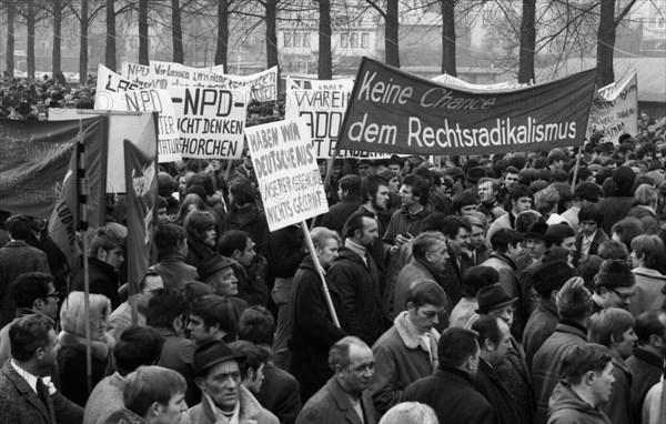 The 4th party congress of the radical right-wing NPD on 13 February 1970 in Wertheim in Baden-Wuerttemberg was accompanied by massive protests by democratic associations and parties