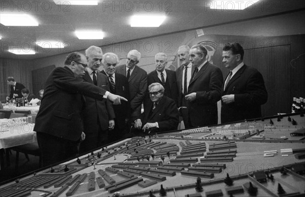 A model of the Sachsenhausen concentration camp was presented to the public in 1970 by the concentration camp committee