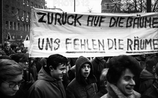 Students in the Ruhr area in the years 1965 to 1971 demonstrated in the Ruhr cities of Dortmund