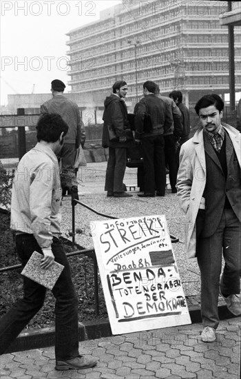 The Ruhr Action against the Emergency Laws in 1968 turned against the emergency legislation with numerous local actions by students